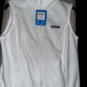 Columbia Soft White Fleece Vest